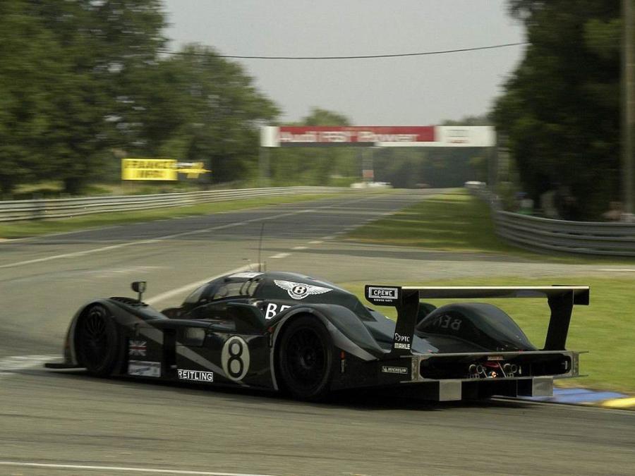  Bentley Speed 8 2003 года  (фото 17 из 18)